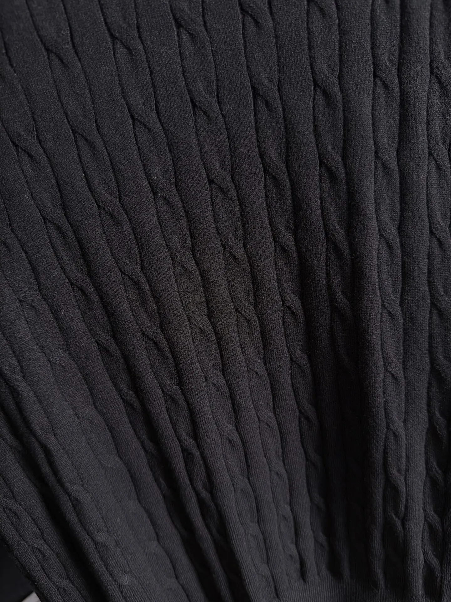 LP high quality Loro Piana 26ss New Arrival men's short-sleeved knitted T-shirt. Made of combed cotton yarn knitted cotton fabric, no pressure when entering and exiting the counter. Exclusive control of raw materials. It feels substantial when weighed, and the upper body is more textured than ordinary T-shirts. This texture can handle the weather easily and is suitable for both hot and cold! Loose fit design, looks noble. The only correct version is available Size: M to 3XL